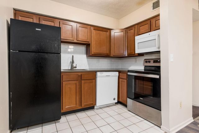 100 Chittenden Avenue, Columbus, OH 43201