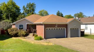 7802 Appleview Ln, Louisville, KY 40228
