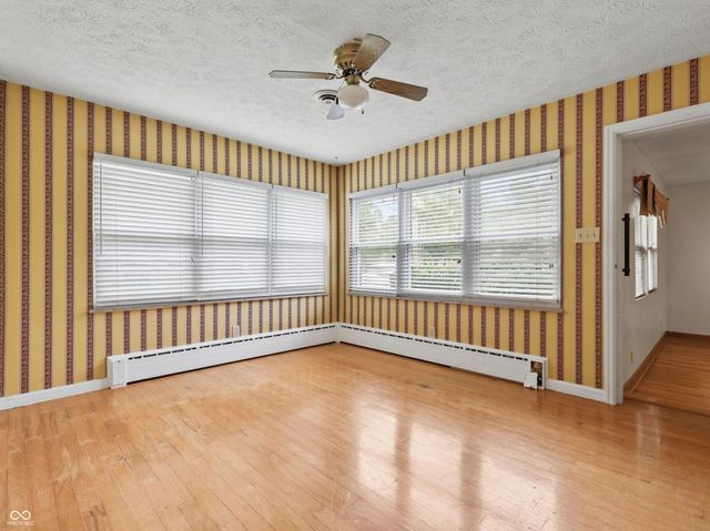 449 N Franklin Road, Indianapolis, IN 46219
