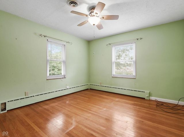449 N Franklin Road, Indianapolis, IN 46219
