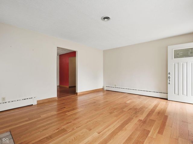 449 N Franklin Road, Indianapolis, IN 46219