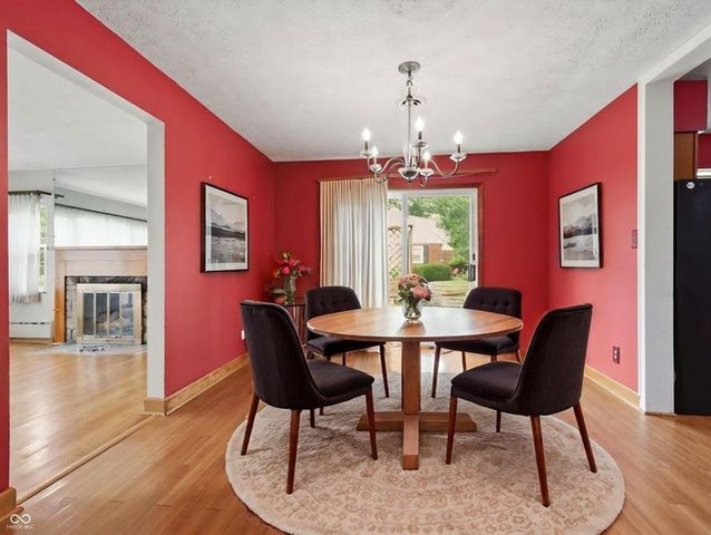 449 N Franklin Road, Indianapolis, IN 46219