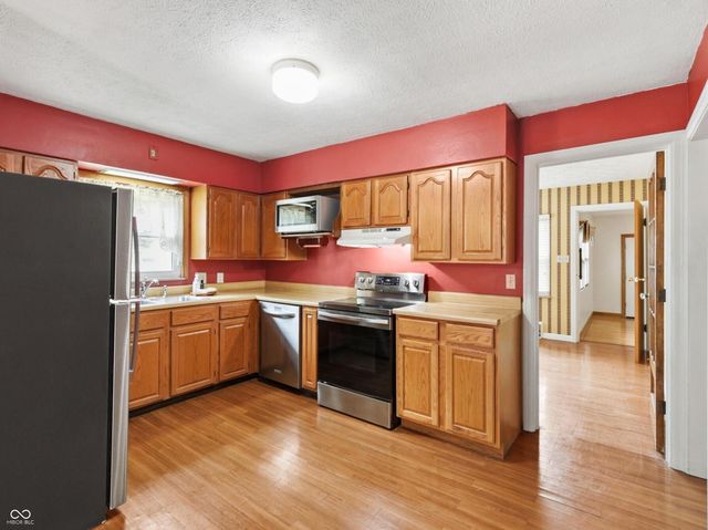 449 N Franklin Road, Indianapolis, IN 46219
