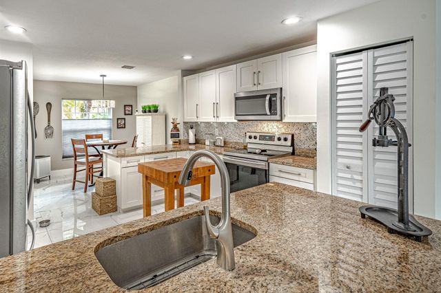 10631 Bexley Blvd, Boca Raton, FL 33428