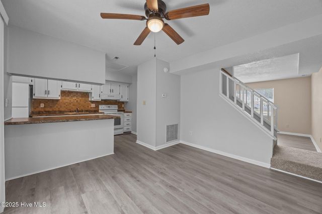502 Myrtlewood Circle, Jacksonville, NC 28546
