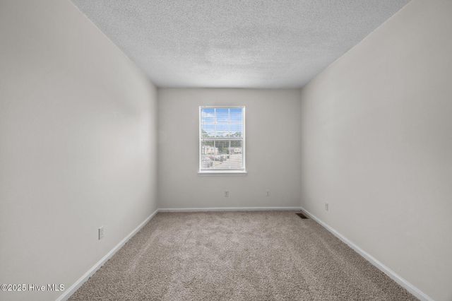 502 Myrtlewood Circle, Jacksonville, NC 28546