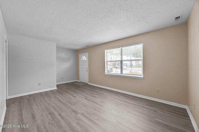 502 Myrtlewood Circle, Jacksonville, NC 28546