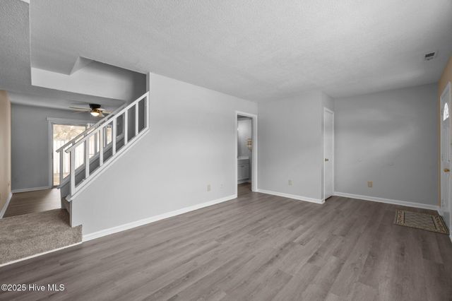 502 Myrtlewood Circle, Jacksonville, NC 28546
