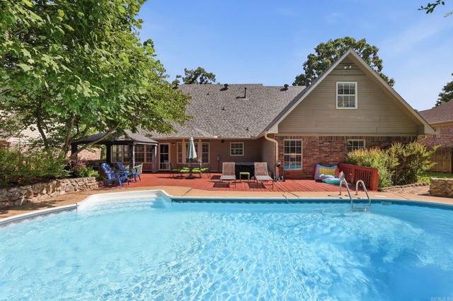 14125 Longtree Drive, Little Rock, AR 72212