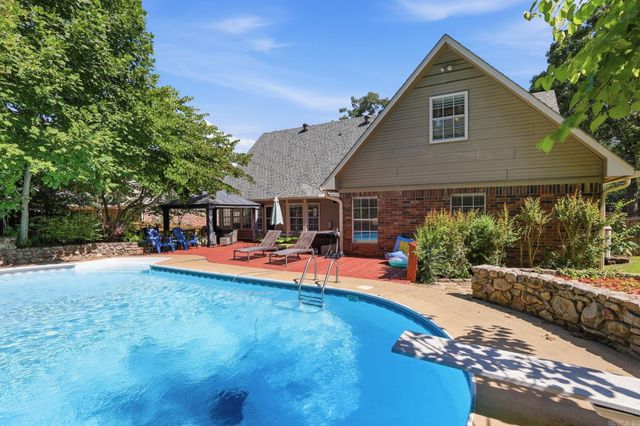 14125 Longtree Drive, Little Rock, AR 72212