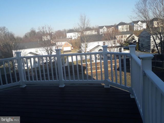 3320 ANNE DE BOURGH DR, Triangle, VA 22172