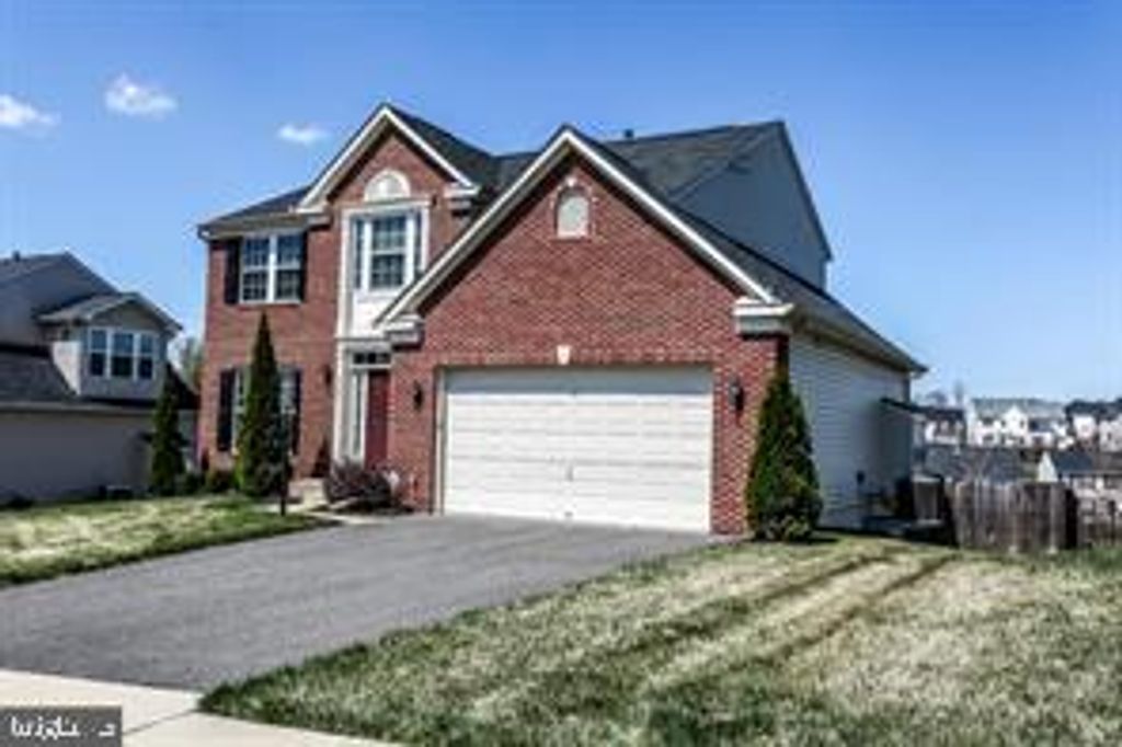 3320 ANNE DE BOURGH DR, Triangle, VA 22172