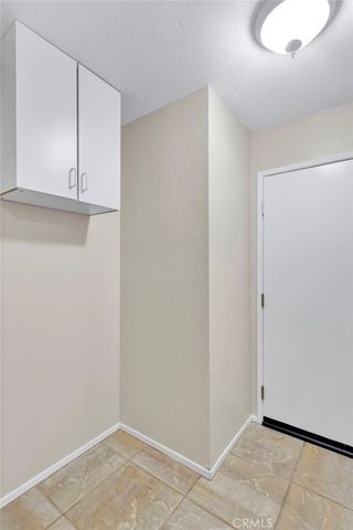 11979 Luna Road, Victorville, CA 92392