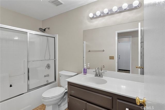 11979 Luna Road, Victorville, CA 92392