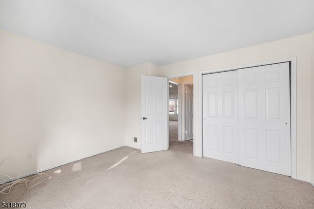 11 Rothwell Dr, Monroe Twp., NJ 08831