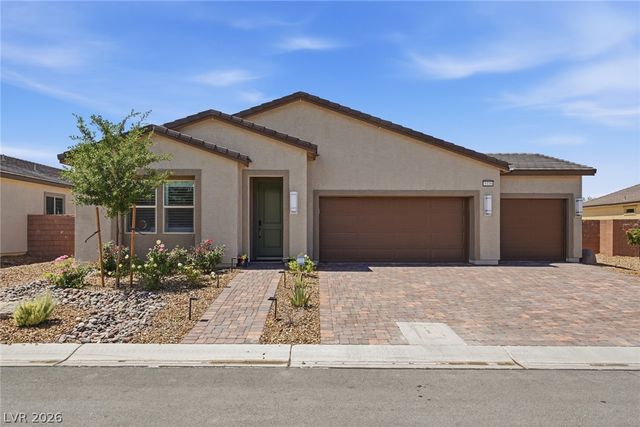 5379 Eleganza Avenue, Pahrump, NV 89061