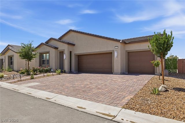 5379 Eleganza Avenue, Pahrump, NV 89061