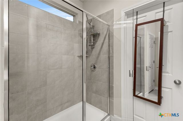 135 Mary Max Circle, San Marcos, TX 78666