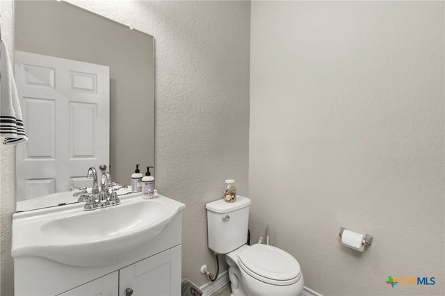 135 Mary Max Circle, San Marcos, TX 78666