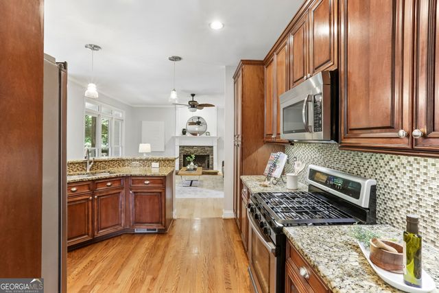 7350 Devonhall Way, Johns Creek, GA 30097