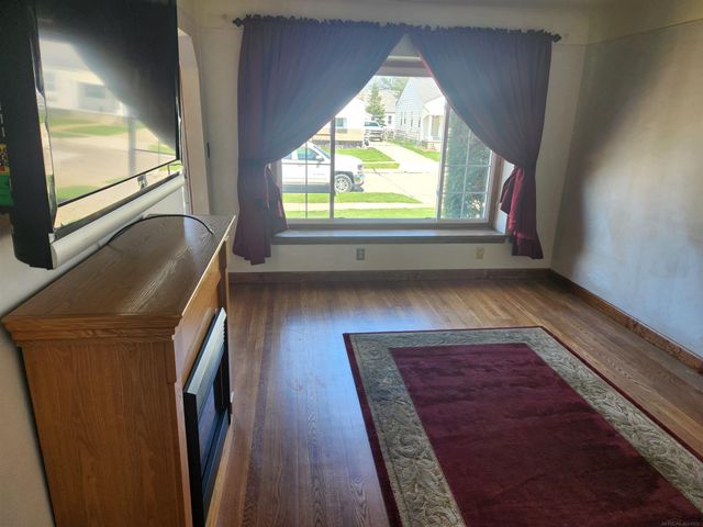 22966 California Street, Saint Clair Shores, MI 48080