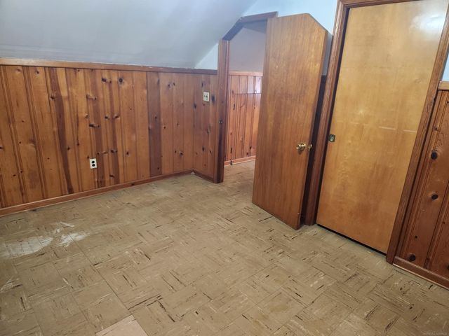 22966 California Street, Saint Clair Shores, MI 48080