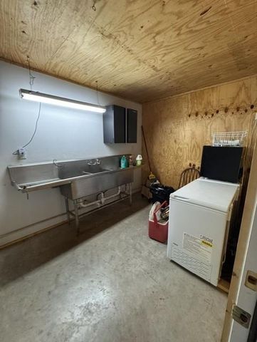 6907 Fm-2403, Alvin, TX 77511