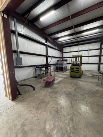 6907 Fm-2403, Alvin, TX 77511