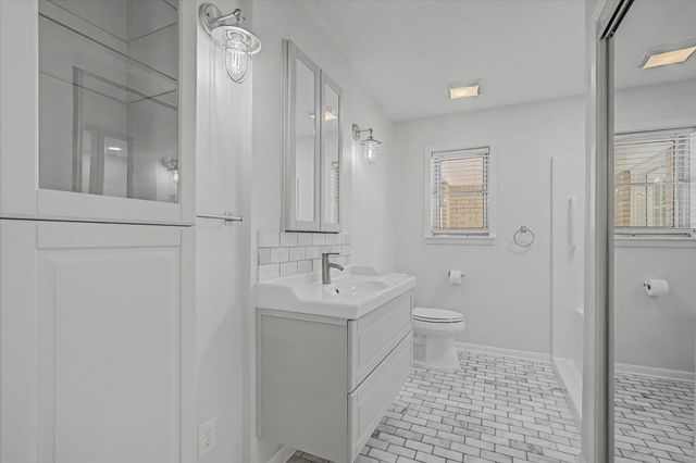 6907 Fm-2403, Alvin, TX 77511