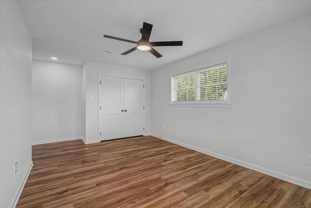 6907 Fm-2403, Alvin, TX 77511