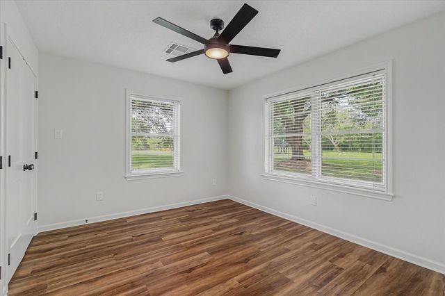 6907 Fm-2403, Alvin, TX 77511