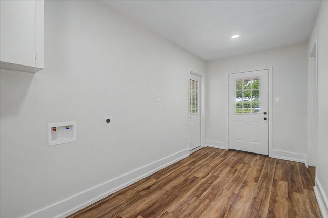 6907 Fm-2403, Alvin, TX 77511