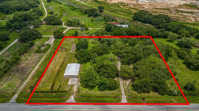 6907 Fm-2403, Alvin, TX 77511
