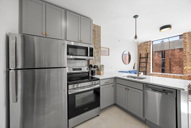 117 E 7th Street 602-A, Chattanooga, TN 37402