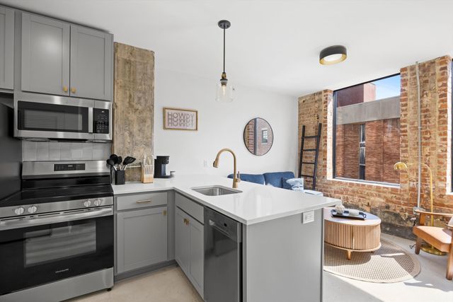 117 E 7th Street 602-A, Chattanooga, TN 37402