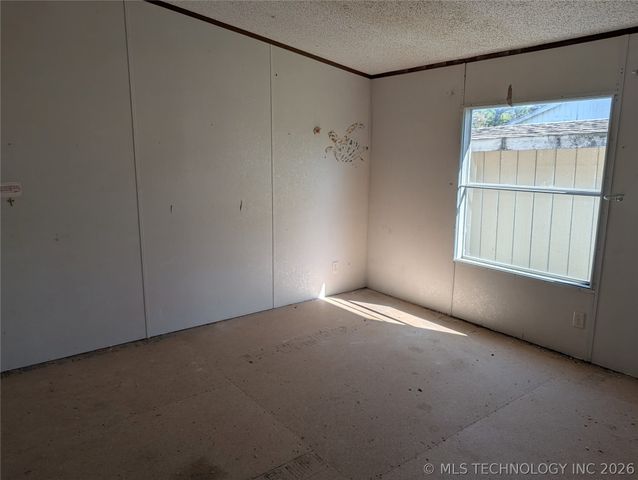 12453 Birdhouse Road, Kingston, OK 73439