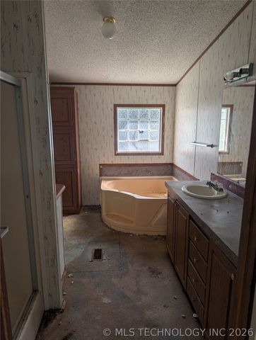 12453 Birdhouse Road, Kingston, OK 73439