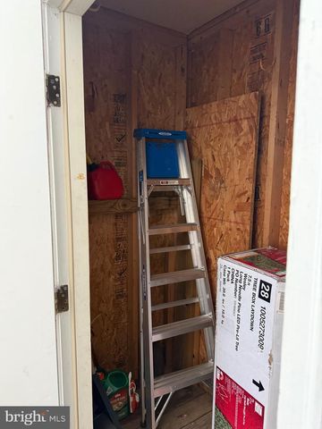 345 SURREY CLUB LN, Stephens City, VA 22655