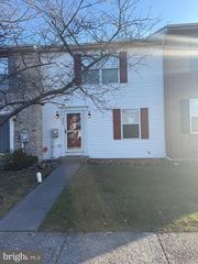 345 SURREY CLUB LN, Stephens City, VA 22655