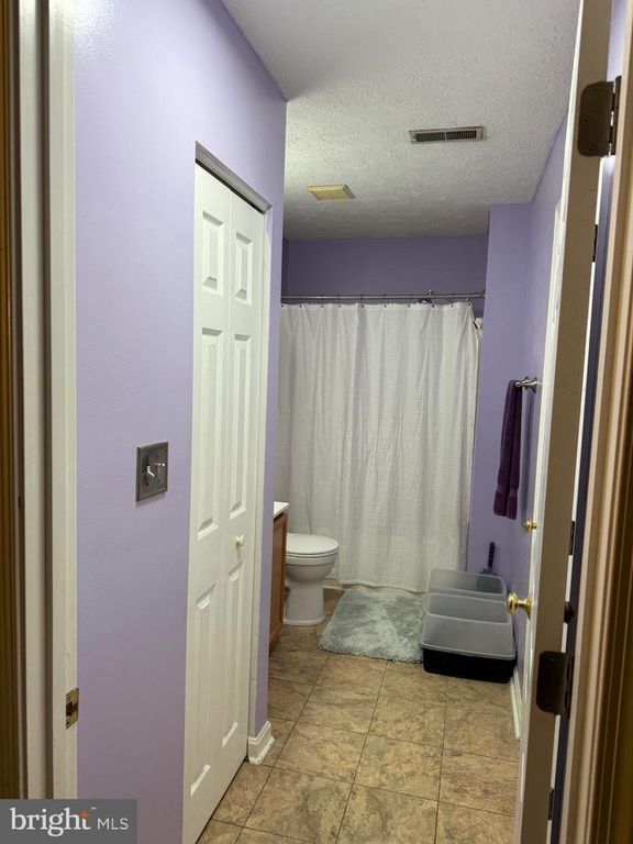 Image 16 of property listing at 345 SURREY CLUB LN, Stephens City, VA 22655