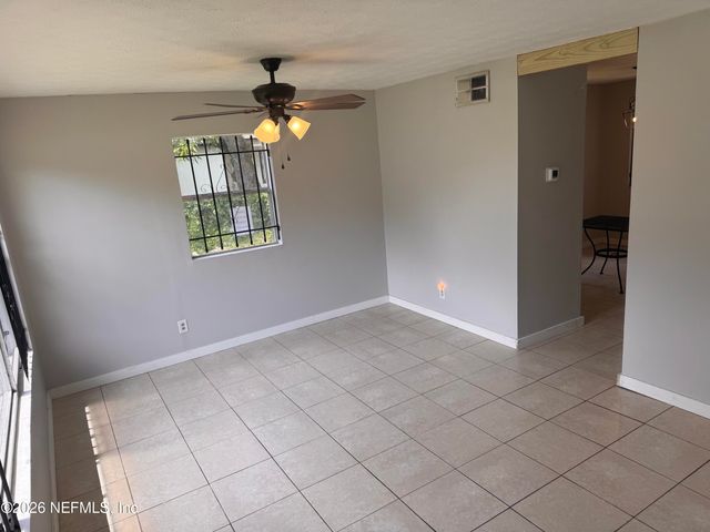 7020 E KEN KNIGHT Drive, Jacksonville, FL 32209