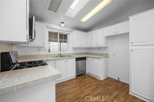 19127 Pioneer Boulevard 76, Artesia, CA 90701