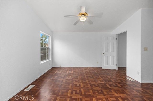 19127 Pioneer Boulevard 76, Artesia, CA 90701