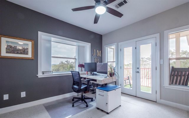 333 Wesley RDG, Spicewood, TX 78669