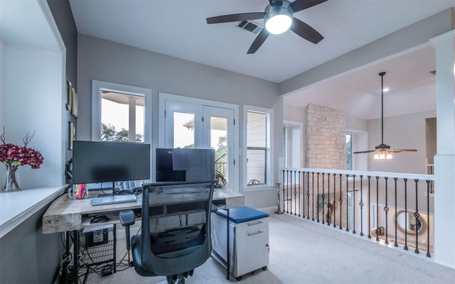 333 Wesley RDG, Spicewood, TX 78669