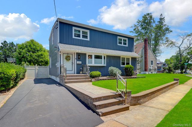 1893 Meadowbrook Road, Merrick, NY 11566