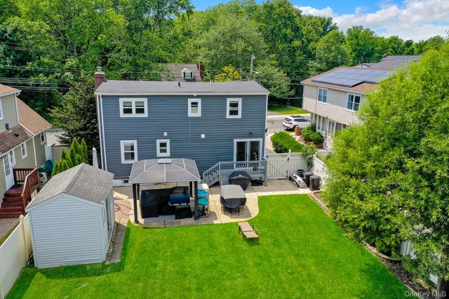 1893 Meadowbrook Road, Merrick, NY 11566