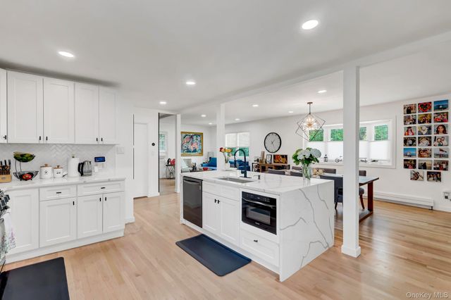 1893 Meadowbrook Road, Merrick, NY 11566