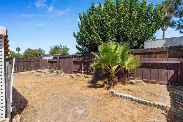 556 San Marino, Hemet, CA 92545
