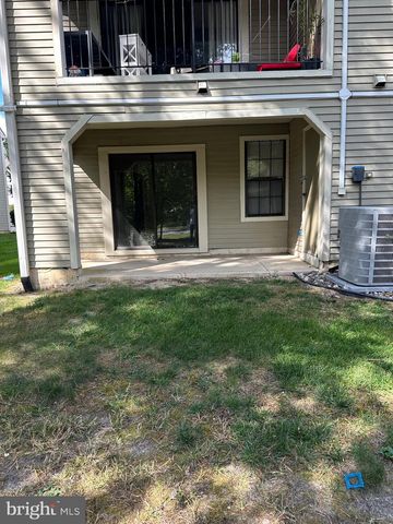 6 SUMMIT CT, Marlton, NJ 08053